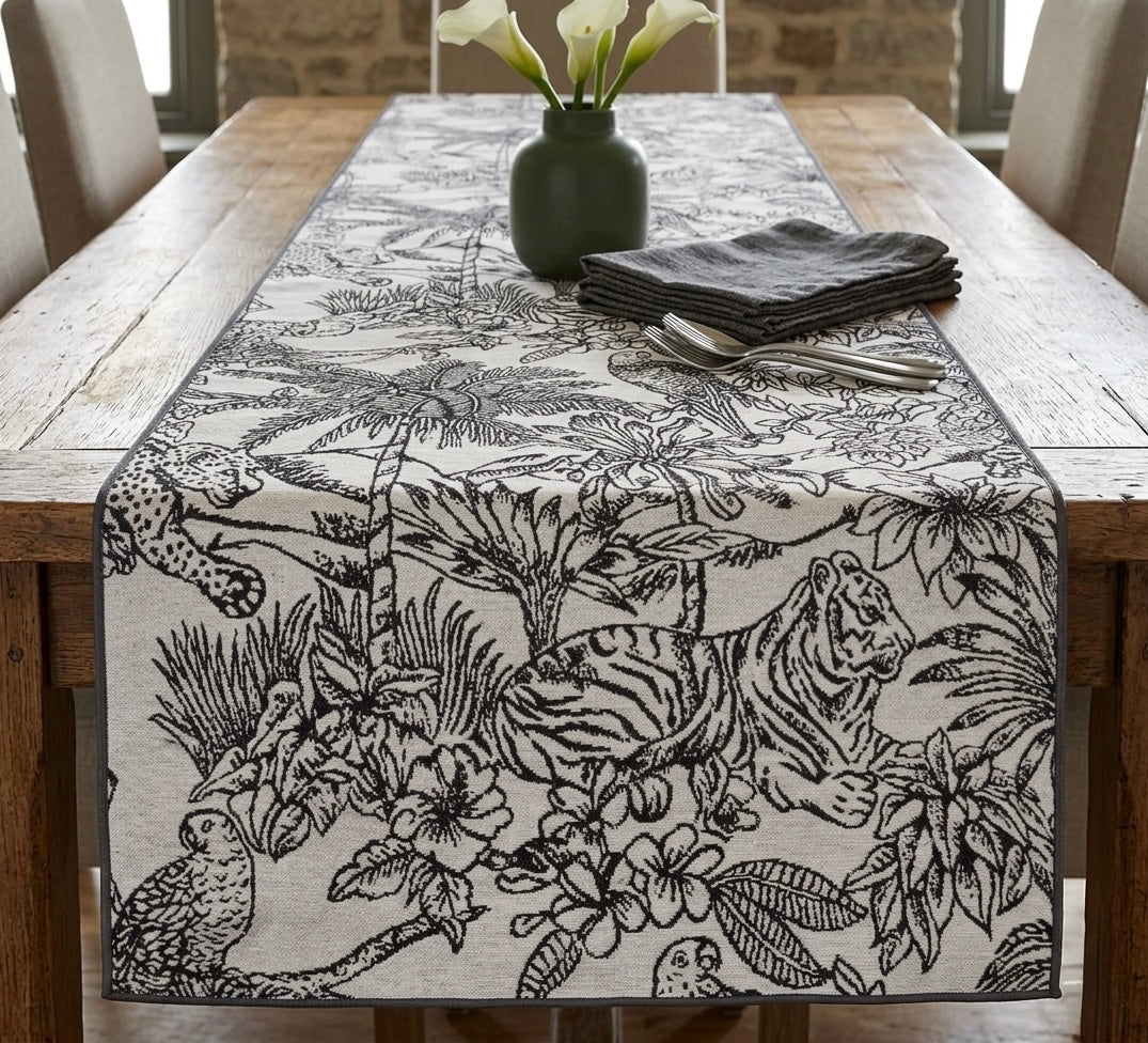 Majestic Canopy Table runner set