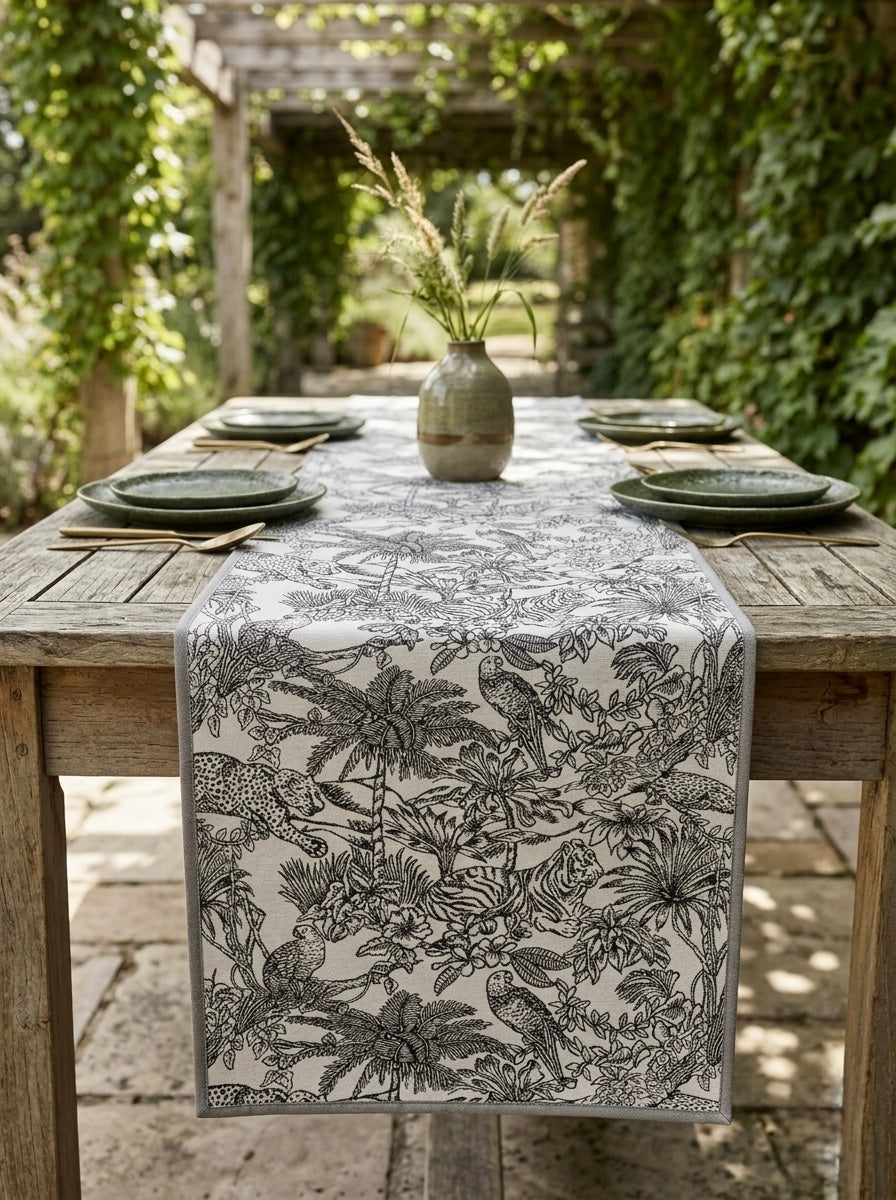 Majestic Canopy Table runner set