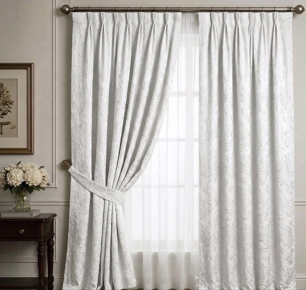 Soft loom Jacquard curtains | Set of 2