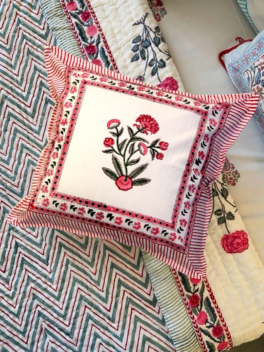 Jaipuri Gulabi Cushion cover