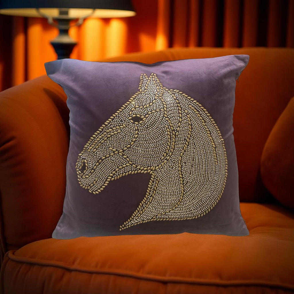 Majestic Poise Cushion cover