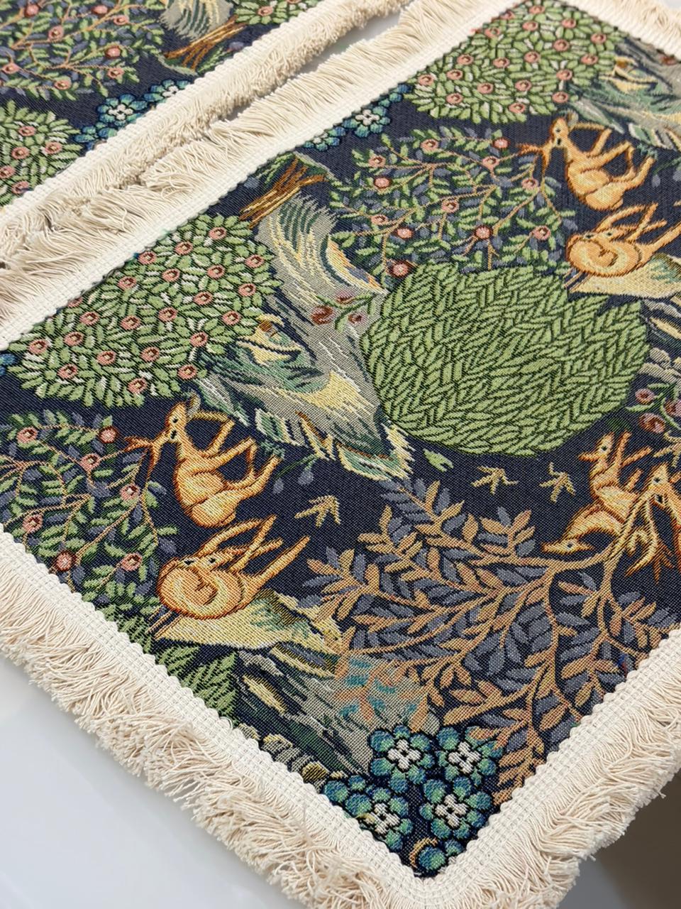 Woodland Crest Set