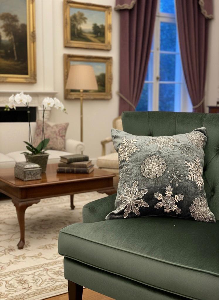 Snowflake Halo Cushion cover